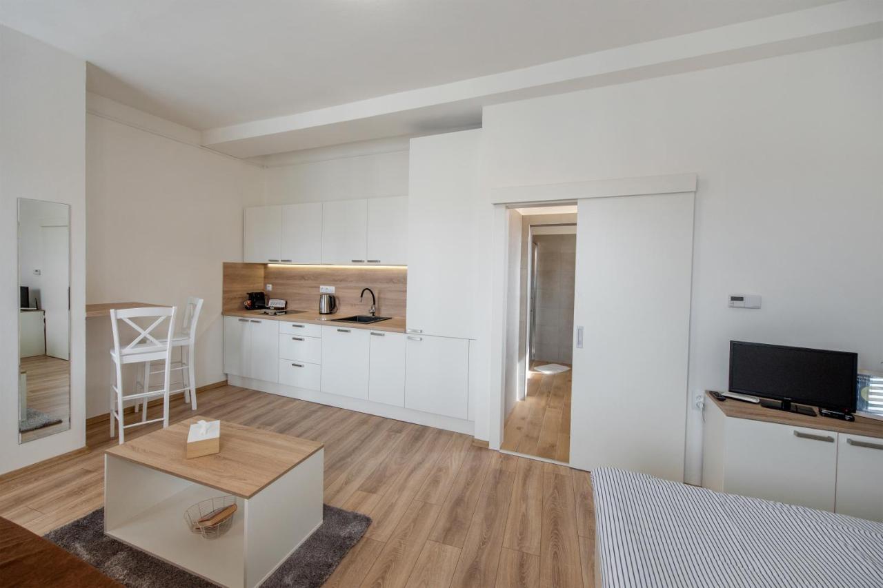 Soho Apartment Písek Exterior foto
